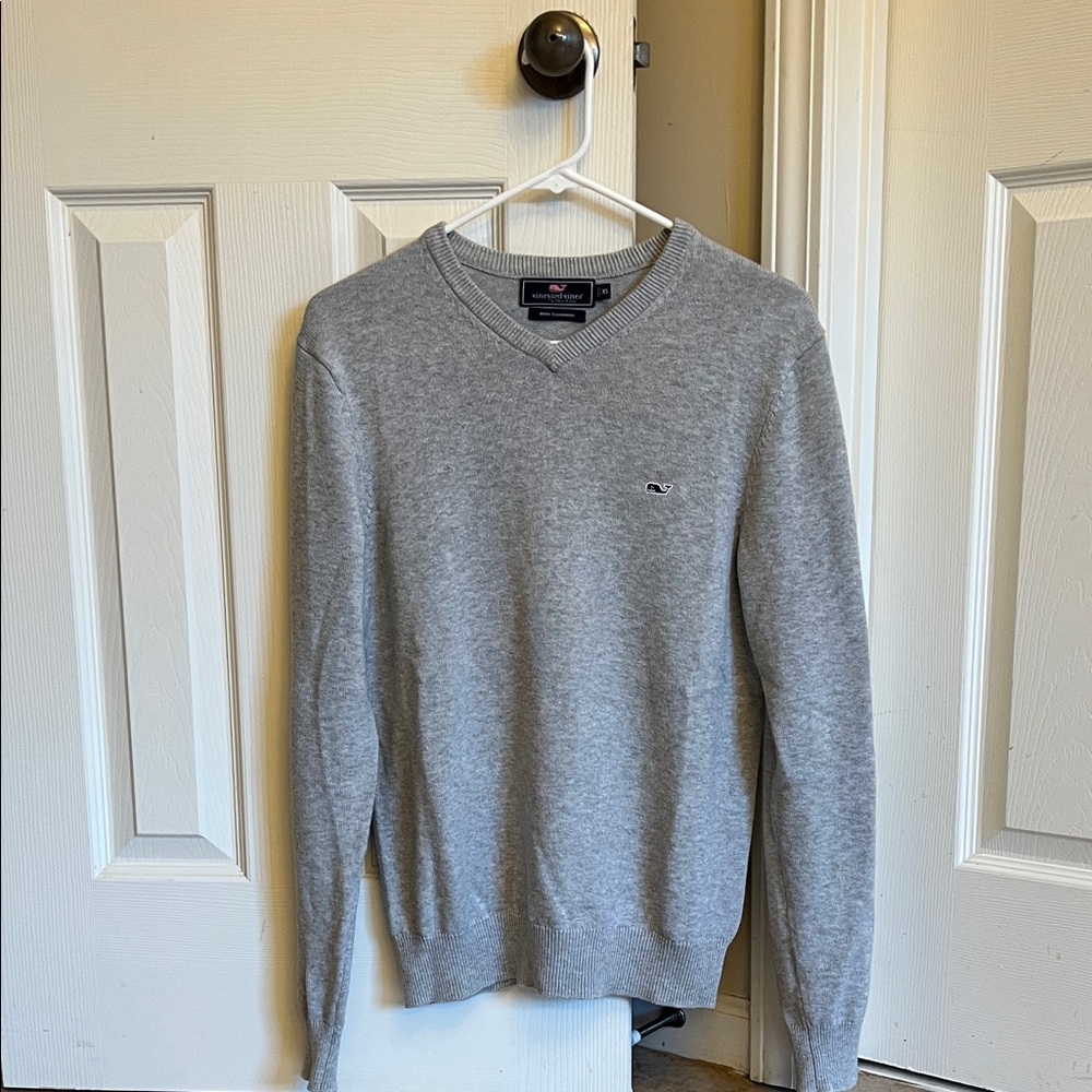 Gray V-Neck Sweater with Cashmere